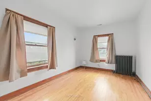 10130 S Lowe Ave, Chicago, IL 60628 - Photo 16