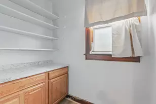 10130 S Lowe Ave, Chicago, IL 60628 - Photo 12