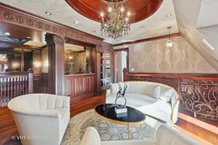 915 N Dearborn St, Chicago, IL 60610 - Photo 44