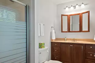 800 Manchester St, Naperville, IL 60563 - Photo 16
