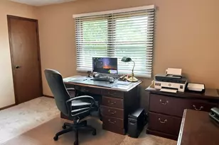 800 Manchester St, Naperville, IL 60563 - Photo 20