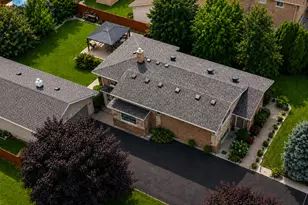 7901 W 93rd St, Hickory Hills, IL 60457 - Photo 2