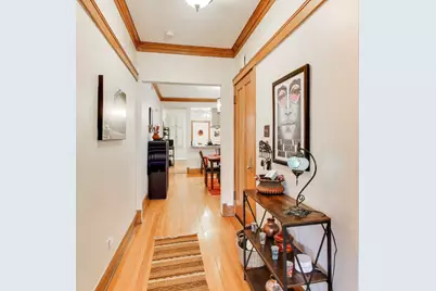 2036 W Farragut Avenue, Chicago, IL 60625 - Photo 10