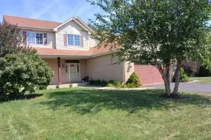 1970 Astor Ln, Addison, IL 60101 - Photo 1