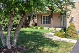 1970 Astor Ln, Addison, IL 60101 - Photo 2