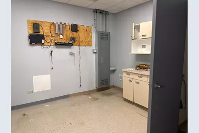 321 - 395 E Dundee Road, Wheeling, IL 60090 - Photo 12