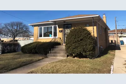 772 Memorial Drive, Calumet City, IL 60409 - Photo 1