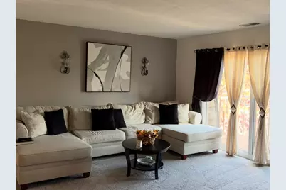 614 Tralee Court #2D, Schaumburg, IL 60193 - Photo 2