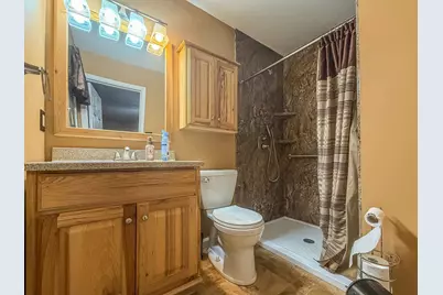 3750 E Lake Shore Drive, Decatur, IL 62521 - Photo 22
