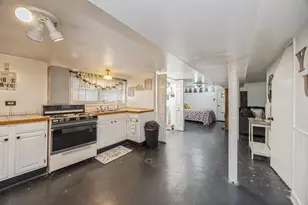 1647 Clinton Ave, Berwyn, IL 60402 - Photo 26