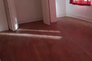 2334 E 68th St, Chicago, IL 60649 - Photo 12