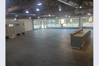 7055 W Higgins Avenue, Chicago, IL 60656 - Photo 6