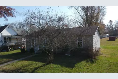 [Address not provided], Watseka, IL 60970 - Photo 2