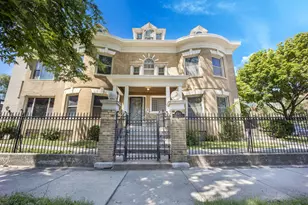 4560 S Michigan Ave, Chicago, IL 60653 - Photo 1