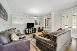 4560 S Michigan Ave, Chicago, IL 60653 - Photo 2