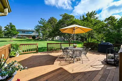 11516 Burr Oak Lane, Burr Ridge, IL 60527 - Photo 38