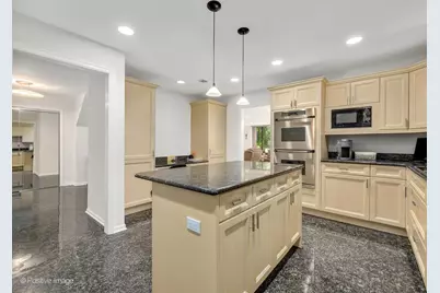 1409 Burr Oak Road #112A, Hinsdale, IL 60521 - Photo 10