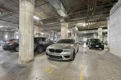 [Address not provided], Chicago, IL 60654 - Photo 16