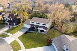 4013 Radcliffe Dr, Northbrook, IL 60062 - Photo 34