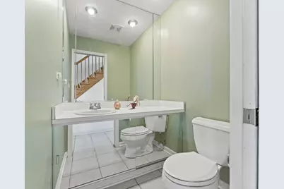 4013 Radcliffe Drive, Northbrook, IL 60062 - Photo 16