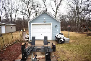 114 E Kenilworth Ave, Villa Park, IL 60181 - Photo 18