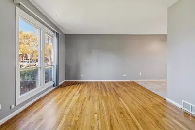 [Address not provided], Streamwood, IL 60107 - Photo 2