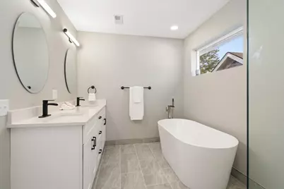 1411 S 6th Avenue, Maywood, IL 60153 - Photo 30