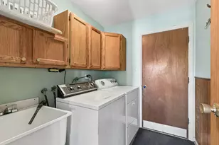 1016 W Brittany Dr, Arlington Heights, IL 60004 - Photo 22