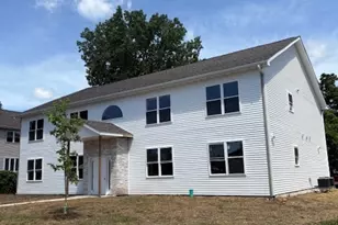 1015 Market St, Dekalb, IL 60115 - Photo 2