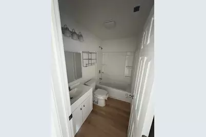 1015 Market Street, Dekalb, IL 60115 - Photo 4