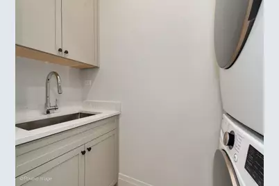 2832 N Racine Avenue #2E, Chicago, IL 60657 - Photo 18