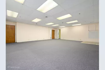 1300 Waukegan Road, Glenview, IL 60025 - Photo 10