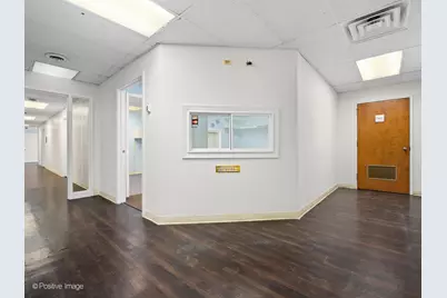 1300 Waukegan Road, Glenview, IL 60025 - Photo 6