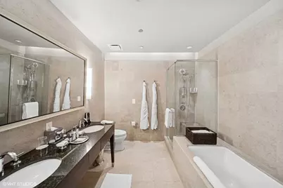 401 N Wabash Avenue #2504, Chicago, IL 60611 - Photo 8