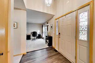 871 Tiffany Farms Rd, Antioch, IL 60002 - Photo 4