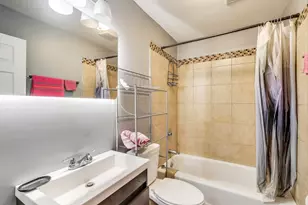 8618 S Morgan St, Chicago, IL 60620 - Photo 20