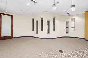 211 W Wacker Dr, Chicago, IL 60606 - Photo 10