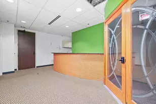 211 W Wacker Dr, Chicago, IL 60606 - Photo 4