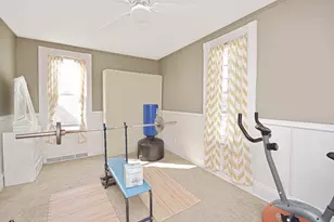 825 E Jefferson St, Bloomington, IL 61701 - Photo 22