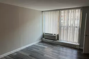 5600 N Sheridan Rd, Chicago, IL 60660 - Photo 4