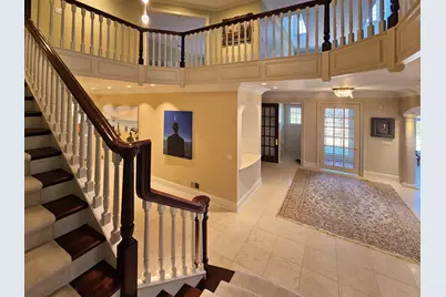 [Address not provided], Wayne, IL 60184 - Photo 8