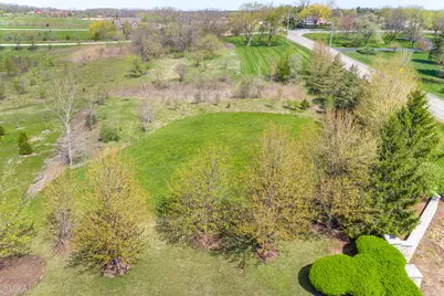 6475 Woodland Hills Drive, Lakewood, IL 60014 - Photo 2