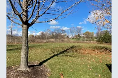 6475 Woodland Hills Drive, Lakewood, IL 60014 - Photo 2