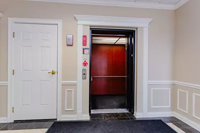 1880 W Winchester Road #204, Libertyville, IL 60048 - Photo 24