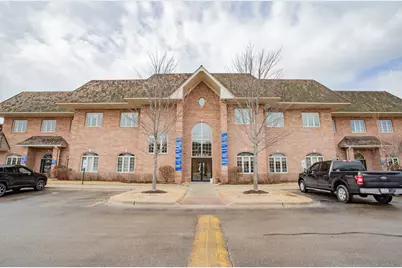 1880 W Winchester Road #204, Libertyville, IL 60048 - Photo 2