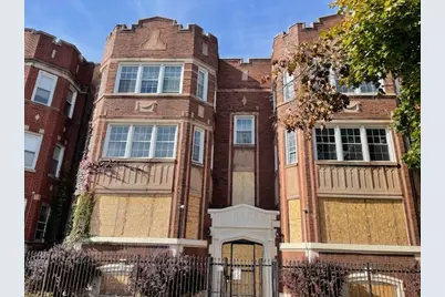 7608 - 10 S Phillips Avenue, Chicago, IL 60649 - Photo 2