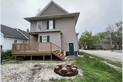 919 N Lee Street, Bloomington, IL 61701 - Photo 2