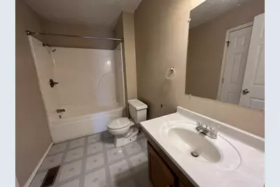 919 N Lee Street, Bloomington, IL 61701 - Photo 20