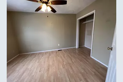 919 N Lee Street, Bloomington, IL 61701 - Photo 24