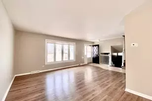 22621 Mission Dr, Richton Park, IL 60471 - Photo 6